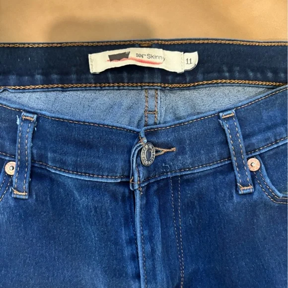 Levi Blue Denim jeans - Picture 2 of 3